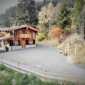 Chalet Almhuette Lengau, Saalbach-Hinterglemm