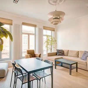The Greenplace Lodge. In Heart Of Antwerp. Appartement Antwerpen
